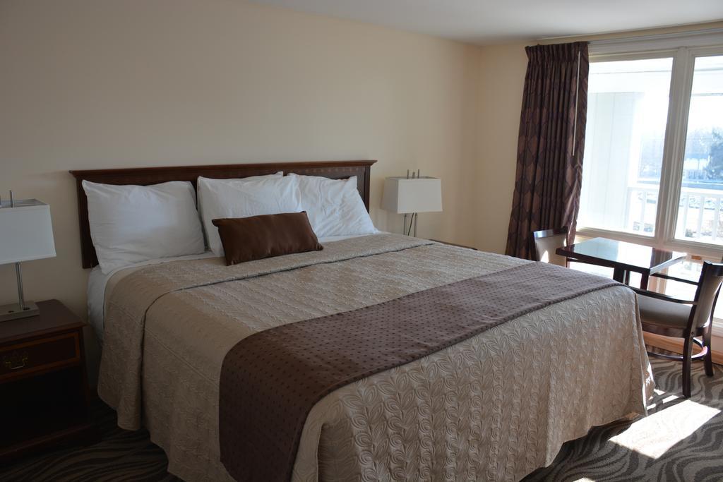 Liberty Inn Old Saybrook Bagian luar foto