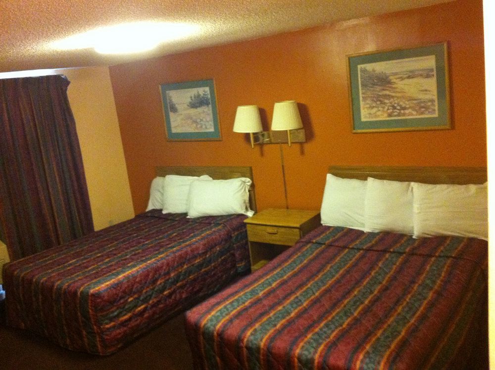 Liberty Inn Old Saybrook Bagian luar foto